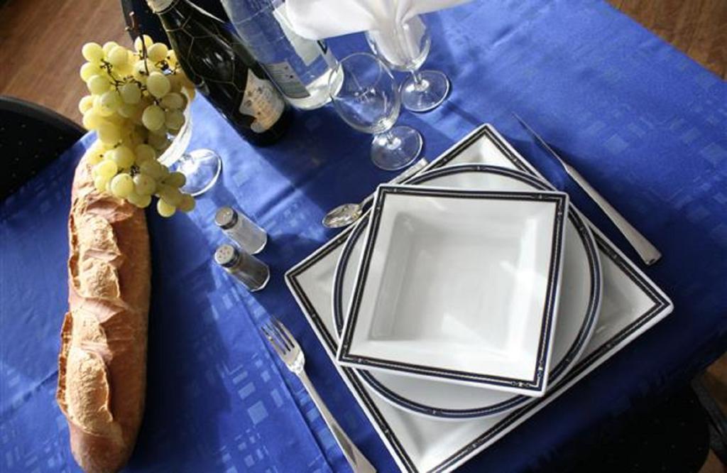 Breizh Hotel Crach Ngoại thất bức ảnh