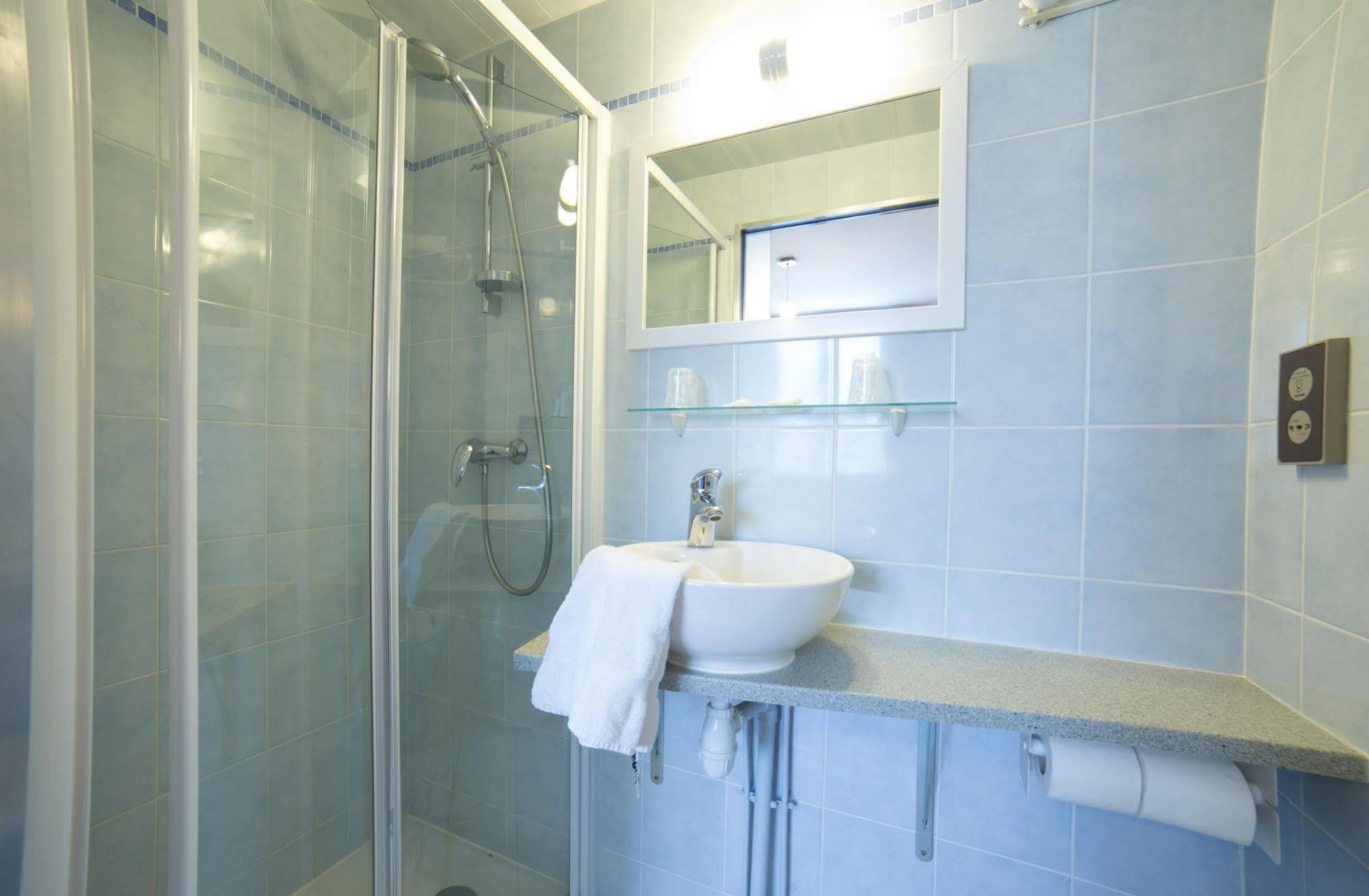 Breizh Hotel Crach Ngoại thất bức ảnh