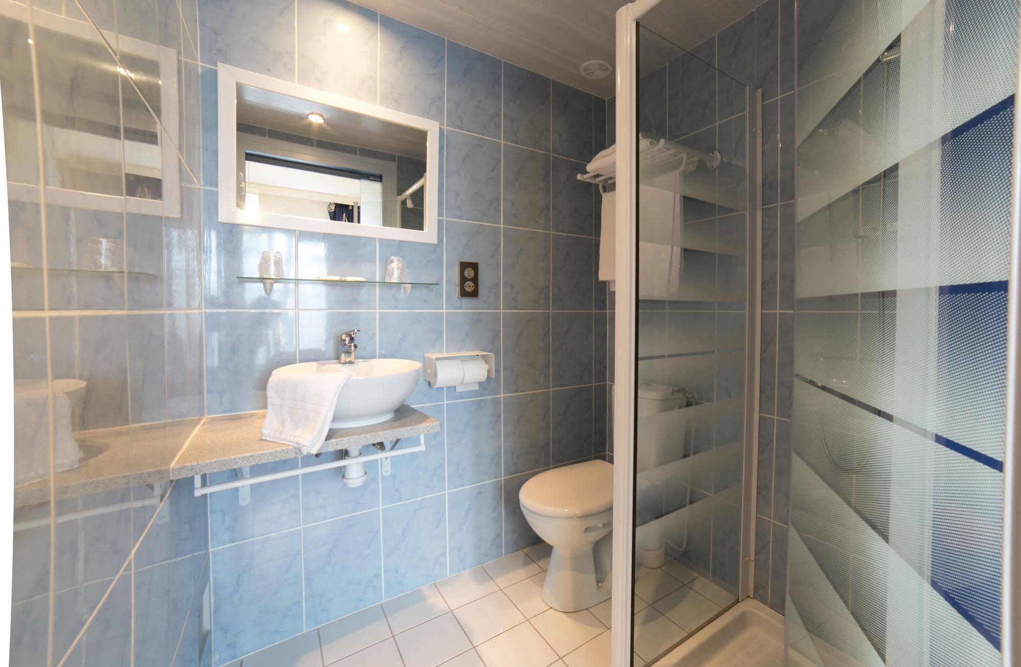 Breizh Hotel Crach Ngoại thất bức ảnh
